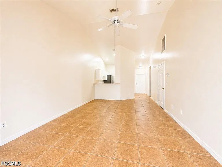 509 NE 24th Pl #A — Photo 3