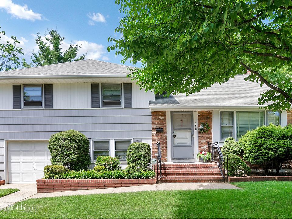 1st image of 3629 Woodbridge Ln N