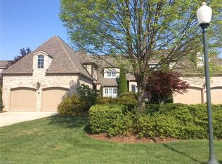 15 Creswell Ct, Greensboro, NC 27407