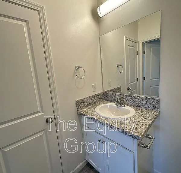 723 S Pinkham #101 — Photo 22