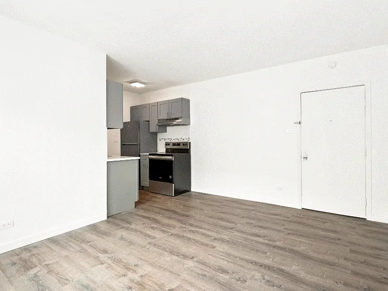 5726 N. Winthrop — Photo 44