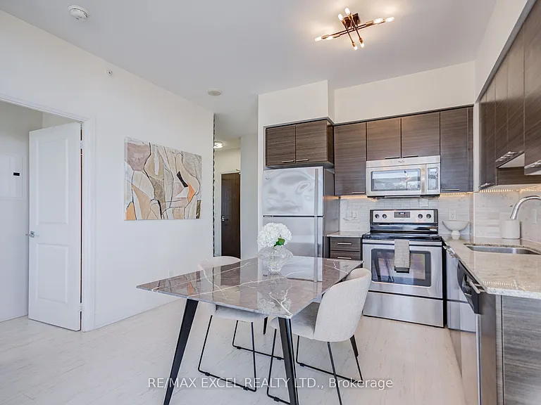 85 N Park Rd S #705 — Photo 11