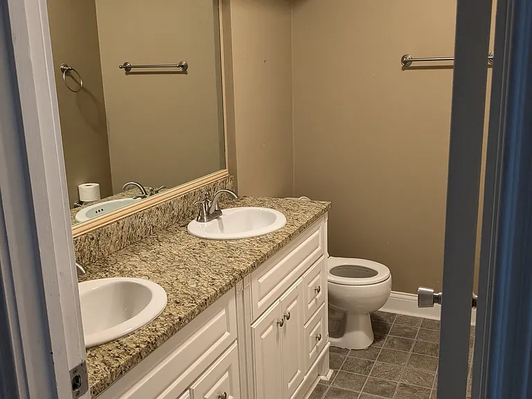 7806 Meadowhaven Blvd — Photo 16