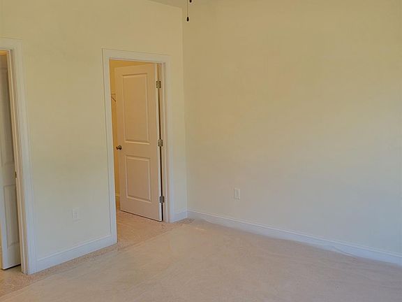 5th image of 711 Elmwood Ave