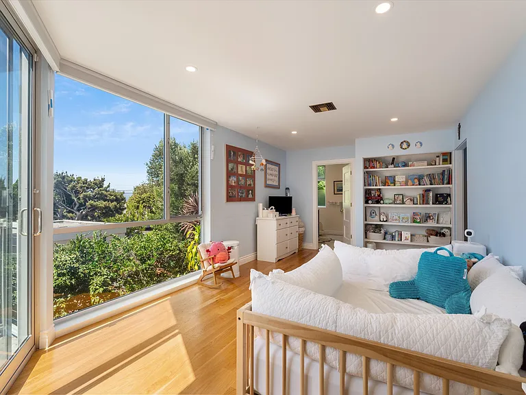 8317 Delgany Ave — Photo 17
