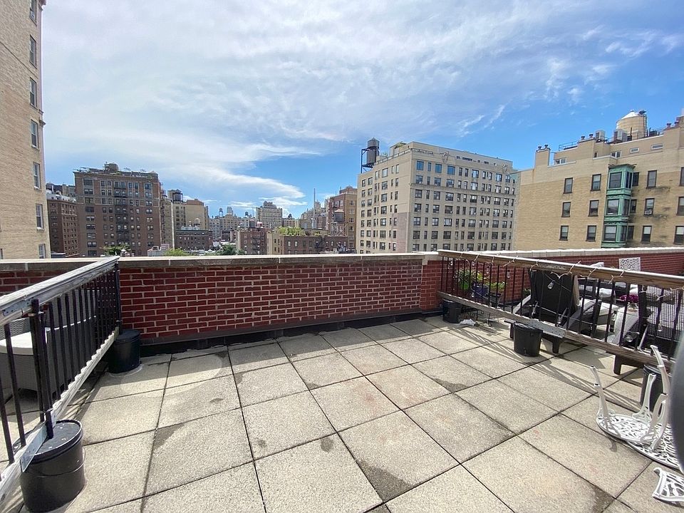 1st image of 304 W 92nd St Ph 2