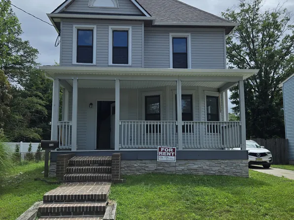 418 W Madison Ave, Magnolia, NJ 08049