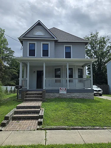 418 W Madison Ave Photo 1
