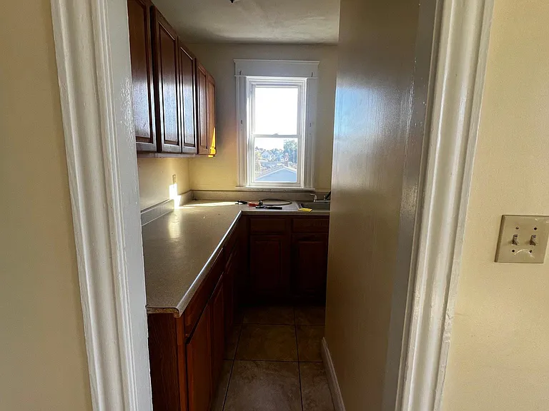 214 Pavilion Ave #3 — Photo 6
