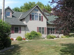 2111 401st Ave, Montevideo, MN 56265