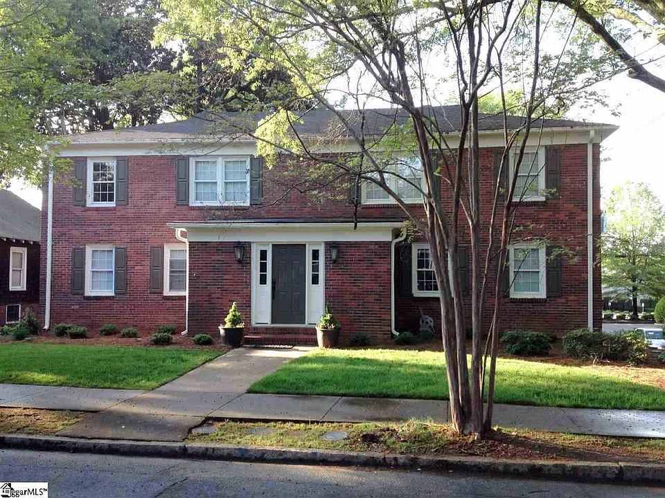1st image of 5 Whitsett St APT 1