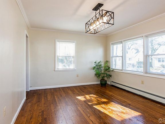 3rd image of 1229 Whelan Pl