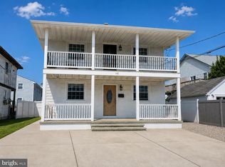 141 5th St S FLOOR 2, Brigantine, NJ 08203