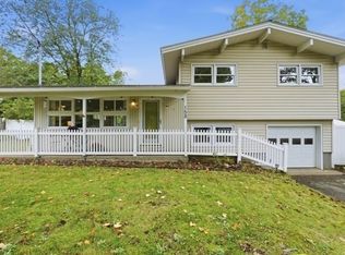 158 Rocky Hill Rd, Hadley, MA 01035