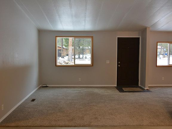 3rd image of 227 Eagle Dr