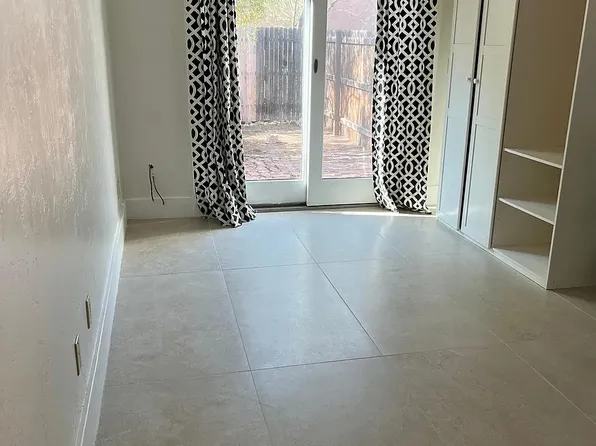 2410 E 1st St #B, Tucson, AZ 85719