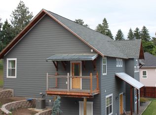 1011 Peachtree Dr, Moscow, ID 83843