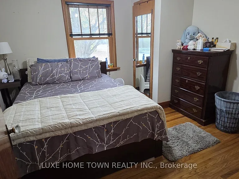 2445 Hespeler Rd — Photo 21