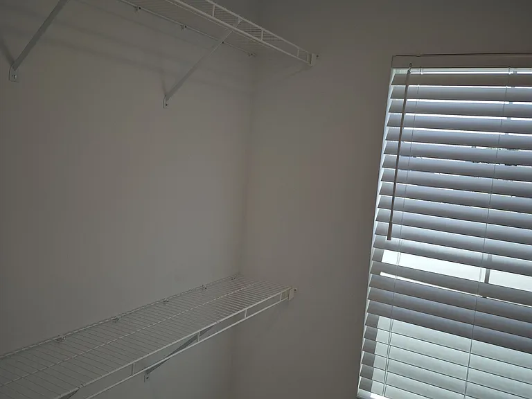 10608 Mangrove Dr — Photo 22