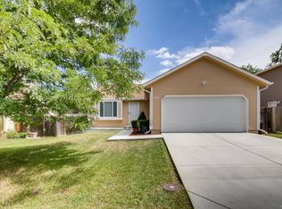 18840 E Hawaii Dr, Aurora, CO 80017