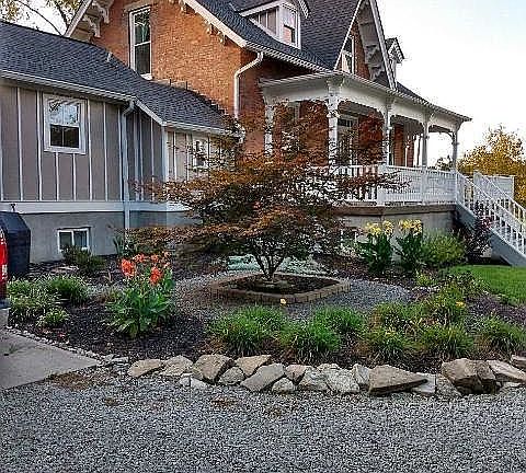 2nd image of 25 S Lake Ave