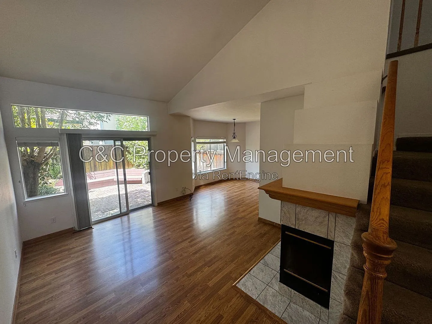 3 bed, 2.0 bath, 1224 sqft, $2,900 — Photo 2
