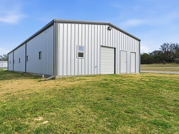 3rd image of 1601A Stafford Rd