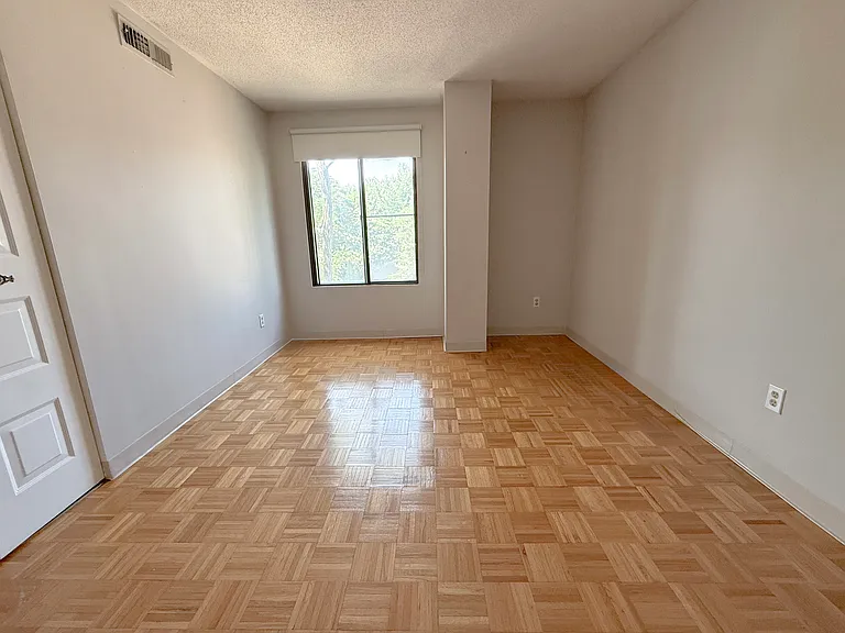 1580 Massachusetts Ave #5G — Photo 15
