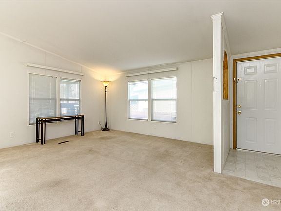 4th image of 8524 37th Street Ct E #84