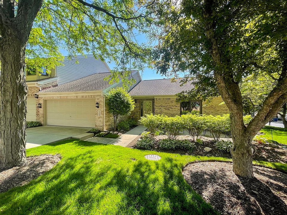 1st image of 109 Kenston Ct #109