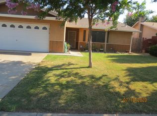 2716 Pinnacles Dr, Modesto, CA 95358