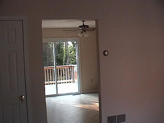 LIVING ROOM TO KITCHEN