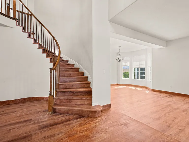 20981 E Hampden Pl — Photo 3