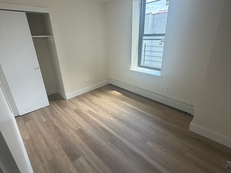 686 Beck St #5C — Photo 5