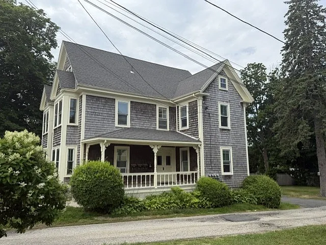 2 bed, 1000 sqft, $2,700 — Photo 2