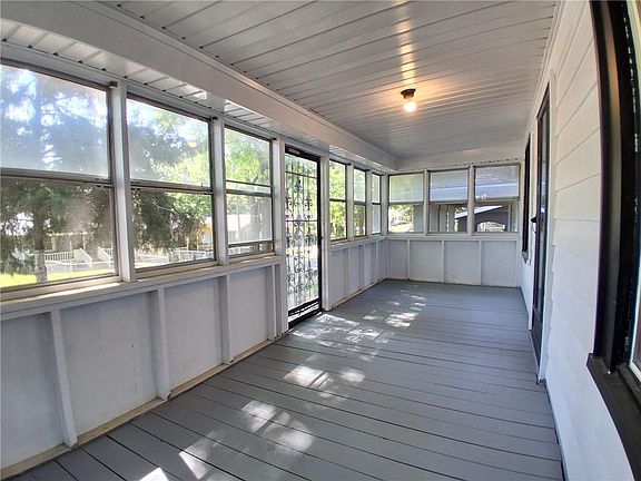4th image of 5410 Olive St