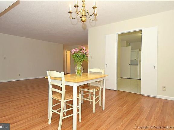 5th image of 8350 Greensboro Dr APT 324