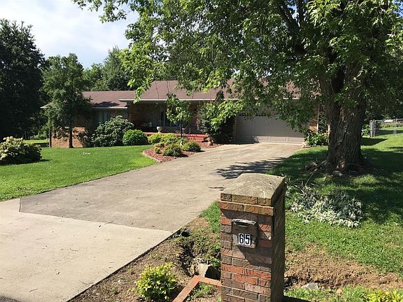 3rd image of 65 Arcadia Dr