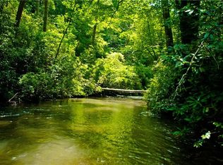 300 Ramblin River Rd, Clarkesville, GA 30523