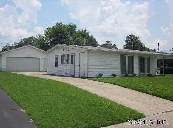 1st image of 3016 Willow Ave