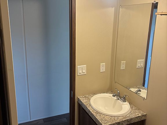 4th image of 12081 Southridge