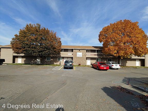 3rd image of 15917 E Sprague Ave APT 7