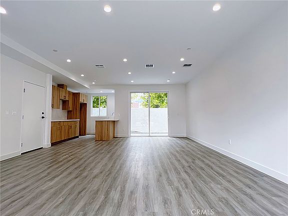 2nd image of 95 Harkness Ave