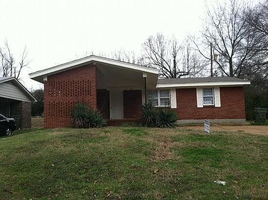 2nd image of 2258 Theda Ave