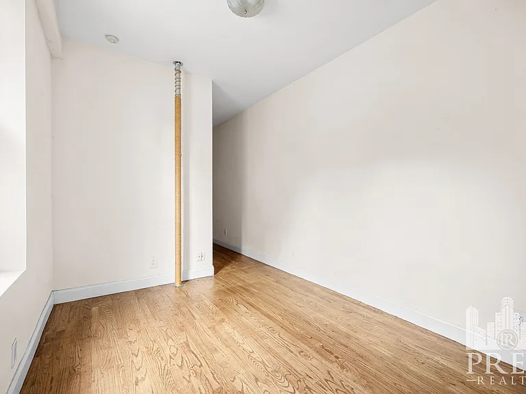 227 E 81st St #4E — Photo 3