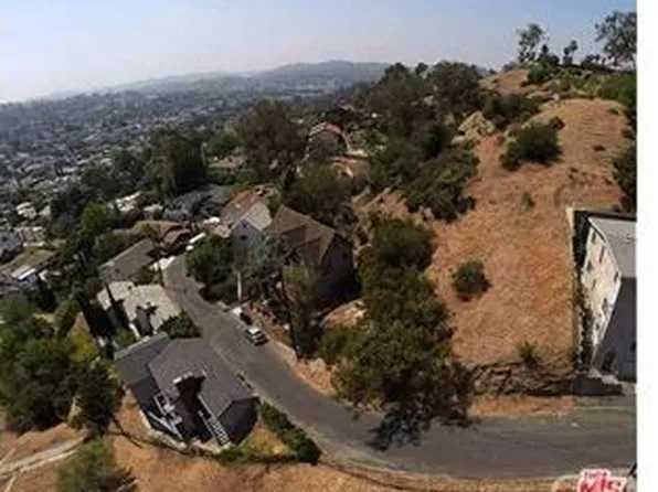 2456 Yosemite Dr, Los Angeles, CA 90041