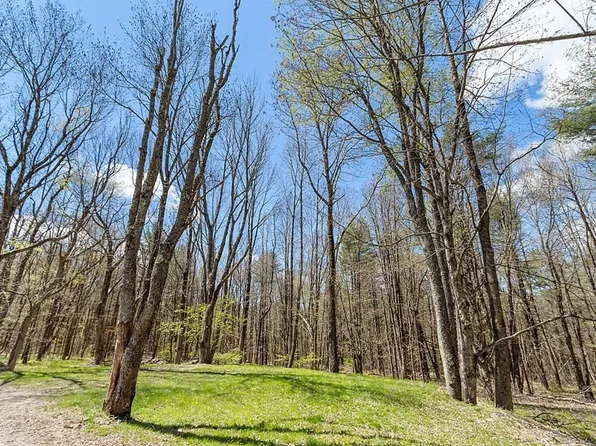 1 Rhodes Rd, Princeton, MA 01541