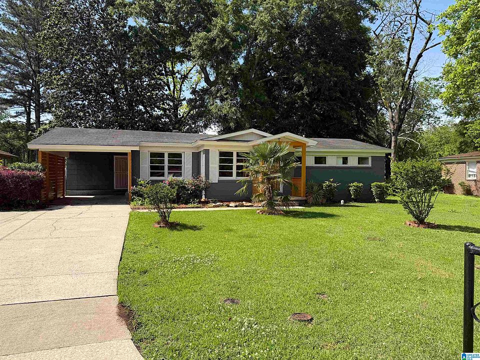 1st image of 852 Twin Lake Dr NE