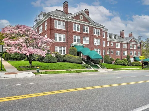 234 President Ave APT 16, Providence, RI 02906