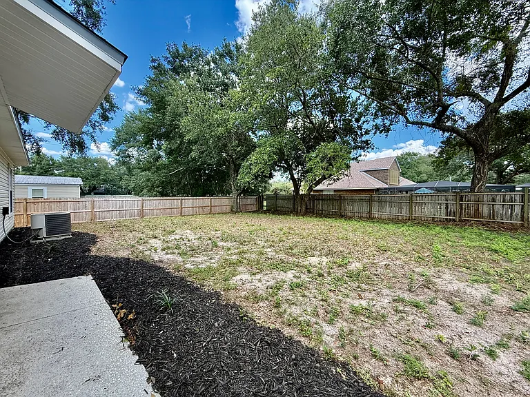 3042 Tiffany Ln — Photo 20